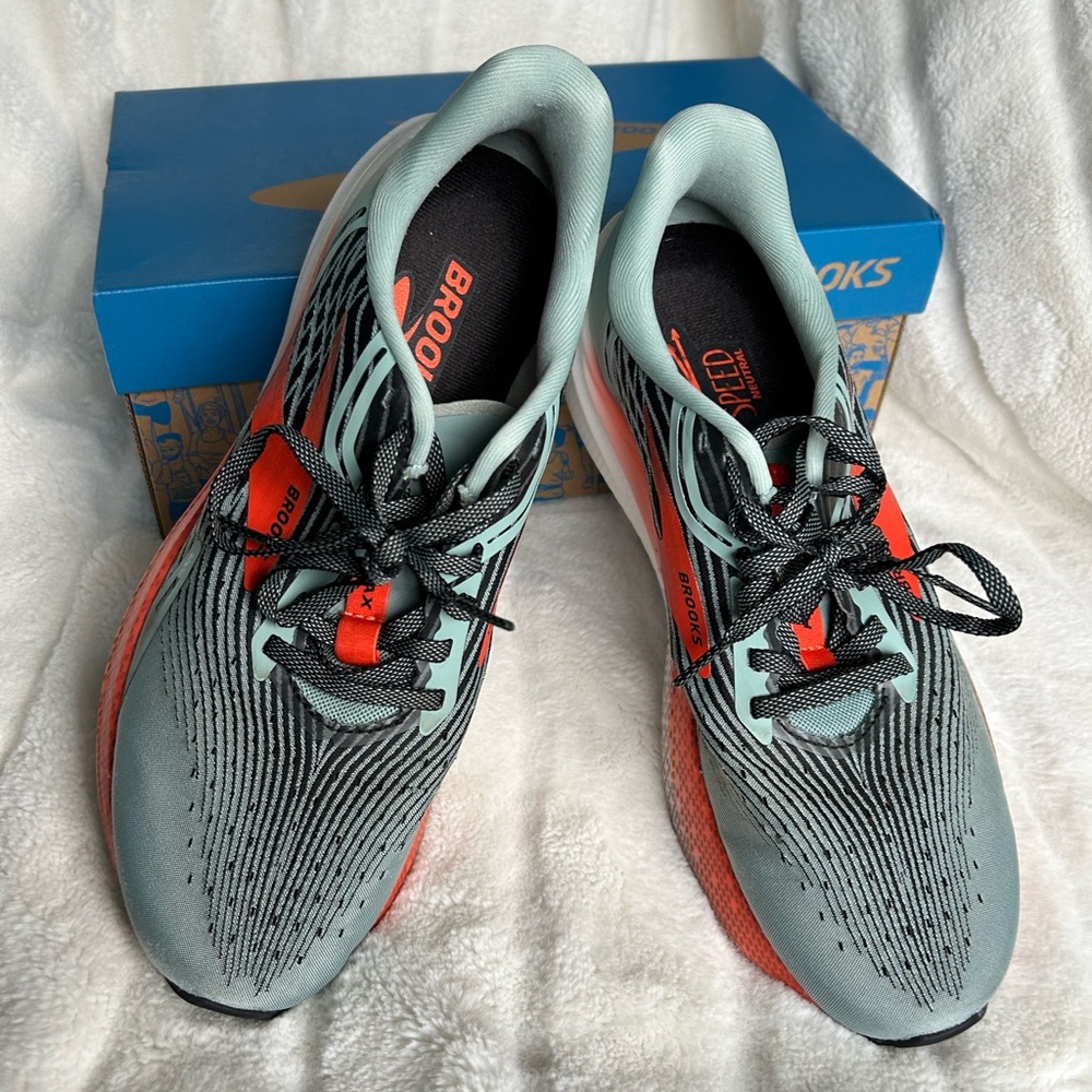 Brooks Hyperion Max excellent condition